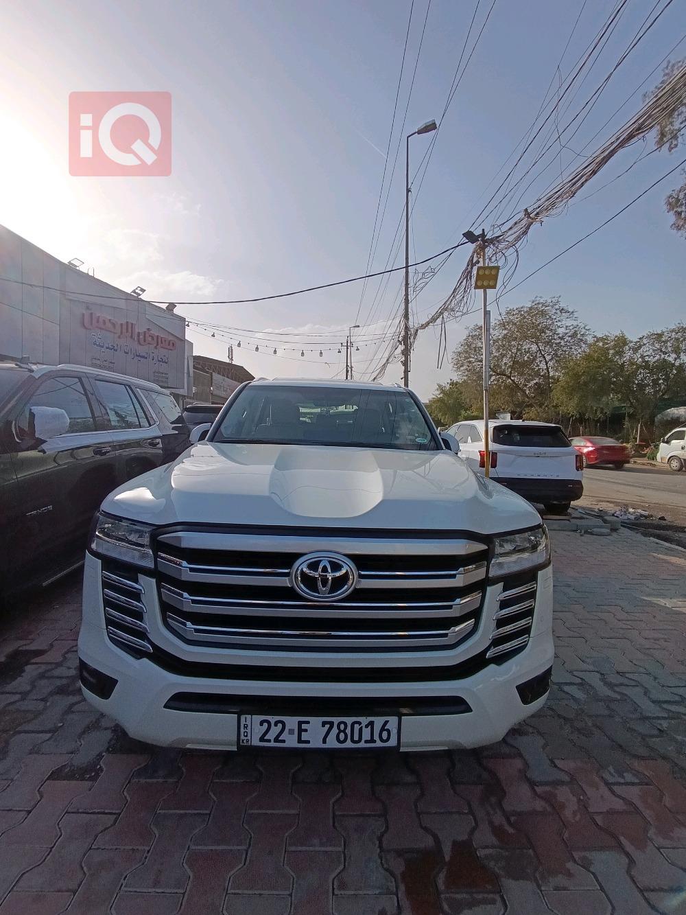 Toyota Land Cruiser